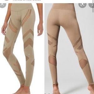 Alo Yoga Laser Cut Seamless Leggings 